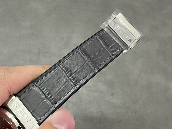 ウブロコピー時計角部分ディテール